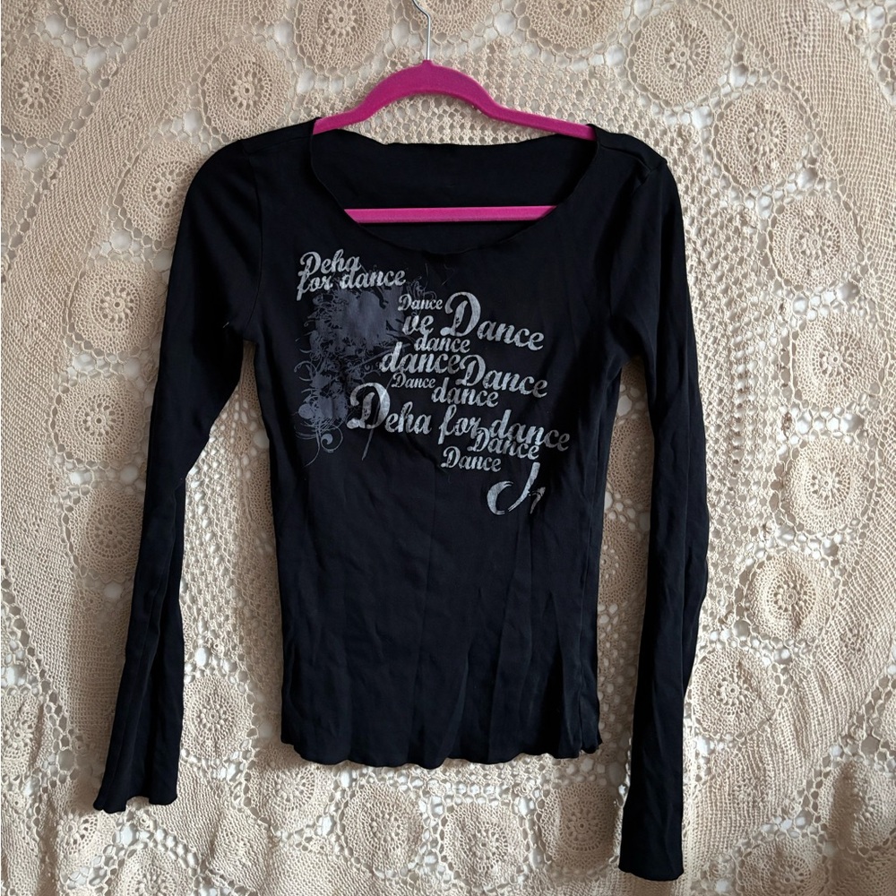 Deha long sleeve y2k top. Size S.